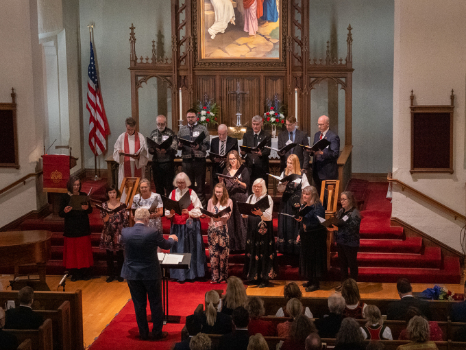 The Mindekirken Choir singing during the special service. Photo: Simen Sund, The Royal Court